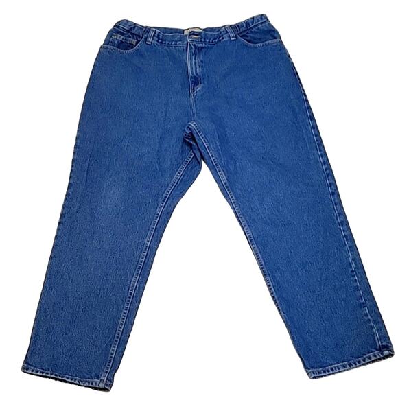 L. L. Bean Relaxed Fit High Rise Wide Straight Leg Med Blue Denim Womens Size 20 - Picture 3 of 7